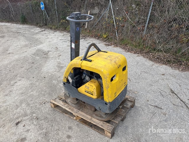2014 Atlas Copco LG400 Vibratory Plate Compactor - Vibro ploča: slika 2014 Atlas Copco LG400 Vibratory Plate Compactor - Vibro ploča 2014 Atlas Copco LG400 Vibratory Plate Compactor - Vibro ploča: slika 2014 Atlas Copco LG400 Vibratory Plate Compactor - Vibro ploča