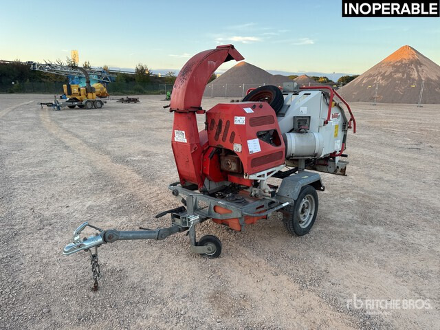 2014 Bugnot 55 BVN56 Broyeur A Vegetaux (Inoperable) Wood Chipper - Drobilica za drvo: slika 2014 Bugnot 55 BVN56 Broyeur A Vegetaux (Inoperable) Wood Chipper - Drobilica za drvo 2014 Bugnot 55 BVN56 Broyeur A Vegetaux (Inoperable) Wood Chipper - Drobilica za drvo: slika 2014 Bugnot 55 BVN56 Broyeur A Vegetaux (Inoperable) Wood Chipper - Drobilica za drvo