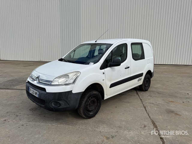 2014 Citroen Berlingo Dangel 4x4 Vehicule Utilitaire Cargo Van - Mali kombi: slika 2014 Citroen Berlingo Dangel 4x4 Vehicule Utilitaire Cargo Van - Mali kombi 2014 Citroen Berlingo Dangel 4x4 Vehicule Utilitaire Cargo Van - Mali kombi: slika 2014 Citroen Berlingo Dangel 4x4 Vehicule Utilitaire Cargo Van - Mali kombi