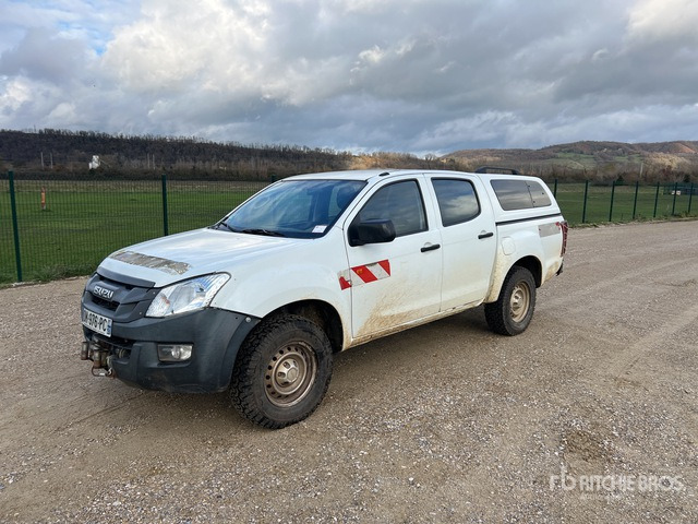 2014 Isuzu D-MAX 4x4 Dual Cab Pickup - Pick-up: slika 2014 Isuzu D-MAX 4x4 Dual Cab Pickup - Pick-up 2014 Isuzu D-MAX 4x4 Dual Cab Pickup - Pick-up: slika 2014 Isuzu D-MAX 4x4 Dual Cab Pickup - Pick-up