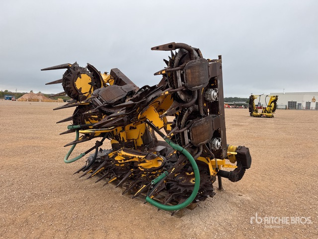2014 New Holland 750SFIE Bec A Mais 10 Rangs 10 Row Corn Forage Harvester Header - Malčer: slika 2014 New Holland 750SFIE Bec A Mais 10 Rangs 10 Row Corn Forage Harvester Header - Malčer 2014 New Holland 750SFIE Bec A Mais 10 Rangs 10 Row Corn Forage Harvester Header - Malčer: slika 2014 New Holland 750SFIE Bec A Mais 10 Rangs 10 Row Corn Forage Harvester Header - Malčer