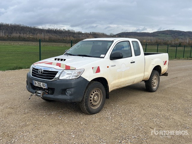 2015 Toyota Hilux 4x4 Extended Cab 4x4 Pickup Veh ... Pickup - Pick-up: slika 2015 Toyota Hilux 4x4 Extended Cab 4x4 Pickup Veh ... Pickup - Pick-up 2015 Toyota Hilux 4x4 Extended Cab 4x4 Pickup Veh ... Pickup - Pick-up: slika 2015 Toyota Hilux 4x4 Extended Cab 4x4 Pickup Veh ... Pickup - Pick-up