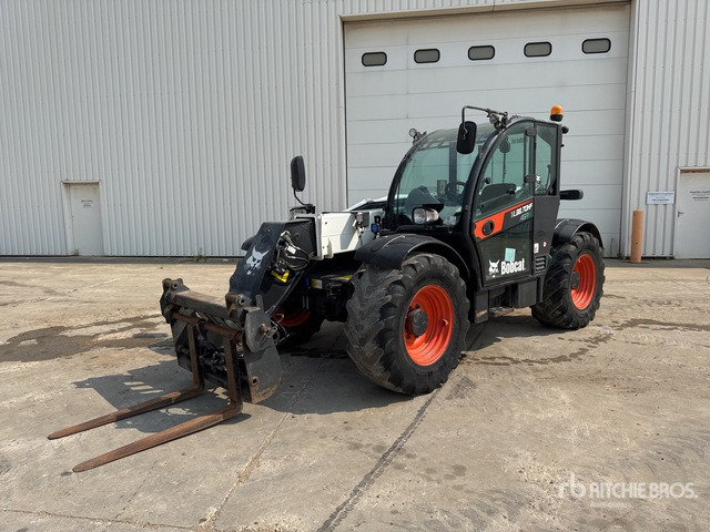 2017 Bobcat TL38.70X HF AGRI Chariot Telescopique Telehandler - Teleskopski rukovatelj: slika 2017 Bobcat TL38.70X HF AGRI Chariot Telescopique Telehandler - Teleskopski rukovatelj 2017 Bobcat TL38.70X HF AGRI Chariot Telescopique Telehandler - Teleskopski rukovatelj: slika 2017 Bobcat TL38.70X HF AGRI Chariot Telescopique Telehandler - Teleskopski rukovatelj