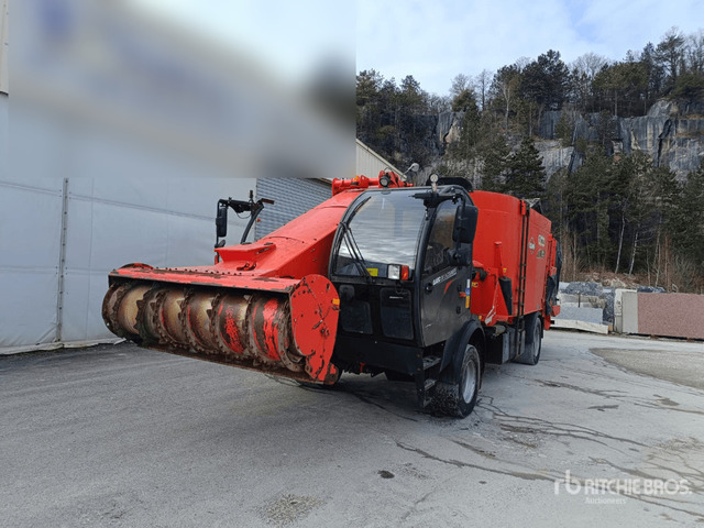 2018 Kuhn SPW Intense 2 CL 4x2 Melangeuse Desileuse Automo ... Feed Mixer - Vagon-miješalica za krmivo: slika 2018 Kuhn SPW Intense 2 CL 4x2 Melangeuse Desileuse Automo ... Feed Mixer - Vagon-miješalica za krmivo 2018 Kuhn SPW Intense 2 CL 4x2 Melangeuse Desileuse Automo ... Feed Mixer - Vagon-miješalica za krmivo: slika 2018 Kuhn SPW Intense 2 CL 4x2 Melangeuse Desileuse Automo ... Feed Mixer - Vagon-miješalica za krmivo