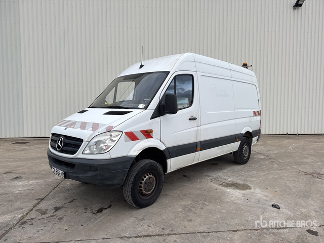 2012 Mercedes Benz Sprinter 313 CDI 4x4 Vehicule Utilitaire Cargo Van - Dostavno vozilo: slika 2012 Mercedes Benz Sprinter 313 CDI 4x4 Vehicule Utilitaire Cargo Van - Dostavno vozilo 2012 Mercedes Benz Sprinter 313 CDI 4x4 Vehicule Utilitaire Cargo Van - Dostavno vozilo: slika 2012 Mercedes Benz Sprinter 313 CDI 4x4 Vehicule Utilitaire Cargo Van - Dostavno vozilo