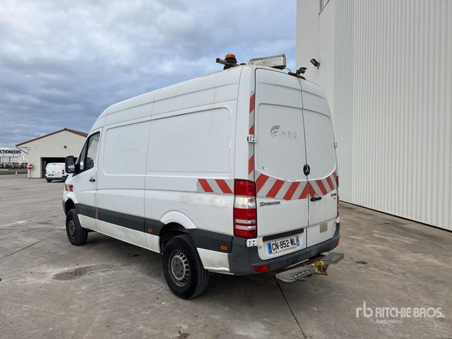 2012 Mercedes Benz Sprinter 313 CDI 4x4 Vehicule Utilitaire Cargo Van - Dostavno vozilo: slika 2012 Mercedes Benz Sprinter 313 CDI 4x4 Vehicule Utilitaire Cargo Van - Dostavno vozilo 2012 Mercedes Benz Sprinter 313 CDI 4x4 Vehicule Utilitaire Cargo Van - Dostavno vozilo: slika 2012 Mercedes Benz Sprinter 313 CDI 4x4 Vehicule Utilitaire Cargo Van - Dostavno vozilo