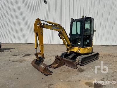 KOMATSU PC26MR-3 Mini-Pelle - Mini bager: slika KOMATSU PC26MR-3 Mini-Pelle - Mini bager KOMATSU PC26MR-3 Mini-Pelle - Mini bager: slika KOMATSU PC26MR-3 Mini-Pelle - Mini bager