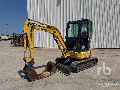 KOMATSU PC26MR-3 Mini-Pelle - Mini bager: slika KOMATSU PC26MR-3 Mini-Pelle - Mini bager KOMATSU PC26MR-3 Mini-Pelle - Mini bager: slika KOMATSU PC26MR-3 Mini-Pelle - Mini bager