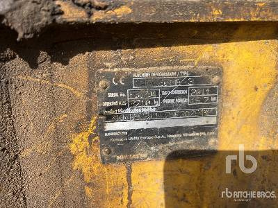 KOMATSU PC26MR3 Mini-Pelle - Mini bager: slika KOMATSU PC26MR3 Mini-Pelle - Mini bager KOMATSU PC26MR3 Mini-Pelle - Mini bager: slika KOMATSU PC26MR3 Mini-Pelle - Mini bager