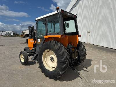 RENAULT 551S Tracteur Agricole - Traktor: slika RENAULT 551S Tracteur Agricole - Traktor RENAULT 551S Tracteur Agricole - Traktor: slika RENAULT 551S Tracteur Agricole - Traktor
