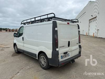 RENAULT TRAFIC Vehicule Utilitaire - Furgon: slika RENAULT TRAFIC Vehicule Utilitaire - Furgon RENAULT TRAFIC Vehicule Utilitaire - Furgon: slika RENAULT TRAFIC Vehicule Utilitaire - Furgon