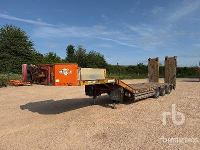 ROBUSTE KAISER Tri/A Remorque Porte-Engins 3 E ... - Poluprikolica s niskim utovarivačem: slika ROBUSTE KAISER Tri/A Remorque Porte-Engins 3 E ... - Poluprikolica s niskim utovarivačem ROBUSTE KAISER Tri/A Remorque Porte-Engins 3 E ... - Poluprikolica s niskim utovarivačem: slika ROBUSTE KAISER Tri/A Remorque Porte-Engins 3 E ... - Poluprikolica s niskim utovarivačem