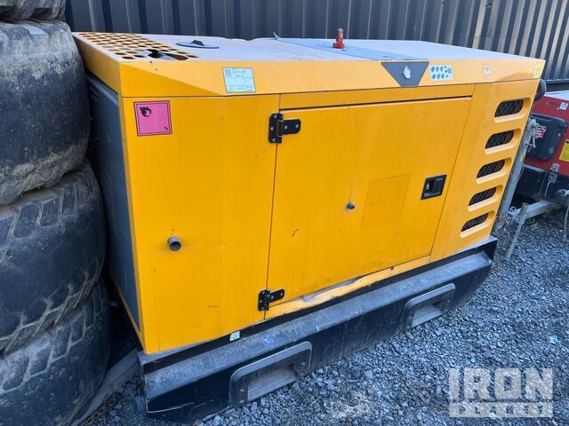 Sdmo R44 Generator Set - Generatorski set: slika Sdmo R44 Generator Set - Generatorski set Sdmo R44 Generator Set - Generatorski set: slika Sdmo R44 Generator Set - Generatorski set
