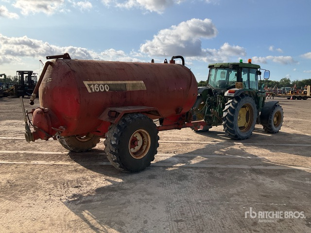 1997 John Deere 6400 Tractor & Water Tank Trailer. 4WD Tractor - Traktor: slika 1997 John Deere 6400 Tractor & Water Tank Trailer. 4WD Tractor - Traktor 1997 John Deere 6400 Tractor & Water Tank Trailer. 4WD Tractor - Traktor: slika 1997 John Deere 6400 Tractor & Water Tank Trailer. 4WD Tractor - Traktor
