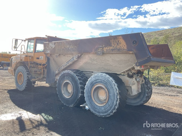 2004 Volvo A25D 6x6. Articulated Dump Truck - Zglobni istovarivač: slika 2004 Volvo A25D 6x6. Articulated Dump Truck - Zglobni istovarivač 2004 Volvo A25D 6x6. Articulated Dump Truck - Zglobni istovarivač: slika 2004 Volvo A25D 6x6. Articulated Dump Truck - Zglobni istovarivač