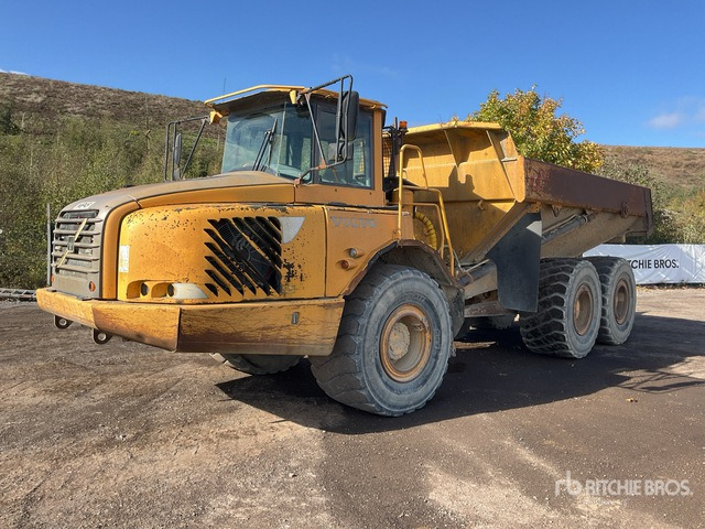 2005 Volvo A30D 6x6 Articulated Dump Truck - Zglobni istovarivač: slika 2005 Volvo A30D 6x6 Articulated Dump Truck - Zglobni istovarivač 2005 Volvo A30D 6x6 Articulated Dump Truck - Zglobni istovarivač: slika 2005 Volvo A30D 6x6 Articulated Dump Truck - Zglobni istovarivač