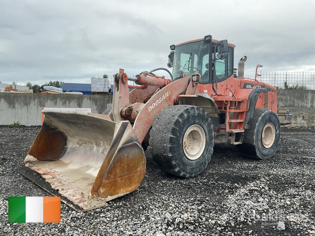 2006 Doosan DL400 Wheel Loader - Utovarivač na kotačima: slika 2006 Doosan DL400 Wheel Loader - Utovarivač na kotačima 2006 Doosan DL400 Wheel Loader - Utovarivač na kotačima: slika 2006 Doosan DL400 Wheel Loader - Utovarivač na kotačima