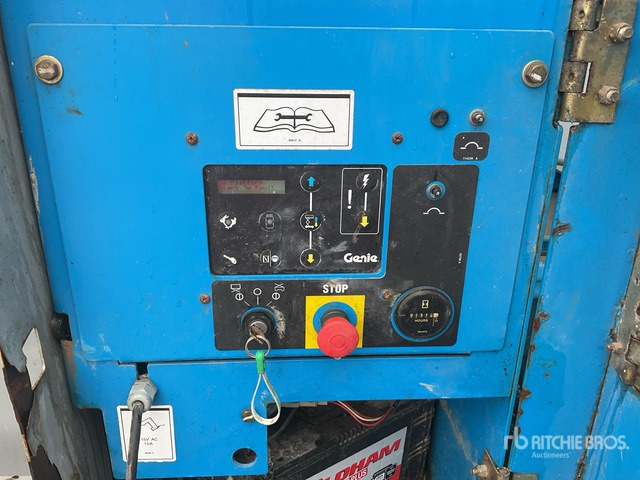 2007 Genie GS3384 4x4 Diesel Scissor Lift - Škarasta podizna platforma: slika 2007 Genie GS3384 4x4 Diesel Scissor Lift - Škarasta podizna platforma 2007 Genie GS3384 4x4 Diesel Scissor Lift - Škarasta podizna platforma: slika 2007 Genie GS3384 4x4 Diesel Scissor Lift - Škarasta podizna platforma