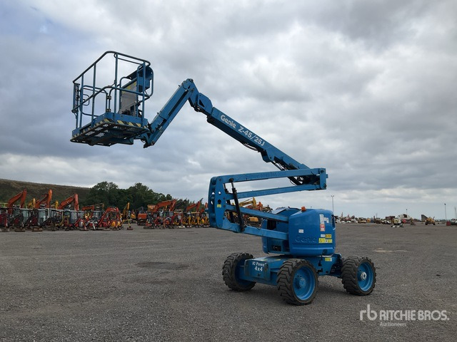 2012 Genie Z45/25J 4WD Diesel Articulating Boom Lift - Zglobni krak: slika 2012 Genie Z45/25J 4WD Diesel Articulating Boom Lift - Zglobni krak 2012 Genie Z45/25J 4WD Diesel Articulating Boom Lift - Zglobni krak: slika 2012 Genie Z45/25J 4WD Diesel Articulating Boom Lift - Zglobni krak