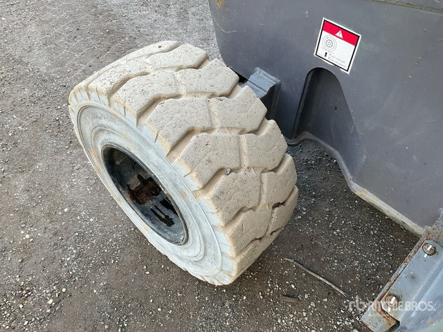 2012 Haulotte HA15IP 2WD Electric Articulating Boom Lift - Zglobni krak: slika 2012 Haulotte HA15IP 2WD Electric Articulating Boom Lift - Zglobni krak 2012 Haulotte HA15IP 2WD Electric Articulating Boom Lift - Zglobni krak: slika 2012 Haulotte HA15IP 2WD Electric Articulating Boom Lift - Zglobni krak