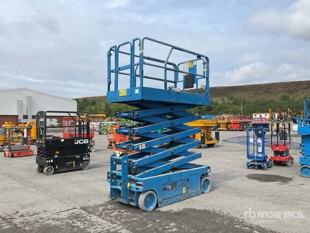 2013 Genie GS3246 Electric Scissor Lift - Škarasta podizna platforma: slika 2013 Genie GS3246 Electric Scissor Lift - Škarasta podizna platforma 2013 Genie GS3246 Electric Scissor Lift - Škarasta podizna platforma: slika 2013 Genie GS3246 Electric Scissor Lift - Škarasta podizna platforma