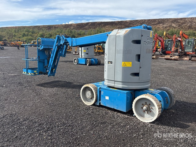 2013 Genie Z30/20NRJ 2WD Electric Articulating Boom Lift - Zglobni krak: slika 2013 Genie Z30/20NRJ 2WD Electric Articulating Boom Lift - Zglobni krak 2013 Genie Z30/20NRJ 2WD Electric Articulating Boom Lift - Zglobni krak: slika 2013 Genie Z30/20NRJ 2WD Electric Articulating Boom Lift - Zglobni krak