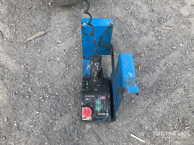 2014 Genie GS2632 Electric Scissor Lift - Škarasta podizna platforma: slika  2014 Genie GS2632 Electric Scissor Lift - Škarasta podizna platforma 2014 Genie GS2632 Electric Scissor Lift - Škarasta podizna platforma: slika  2014 Genie GS2632 Electric Scissor Lift - Škarasta podizna platforma