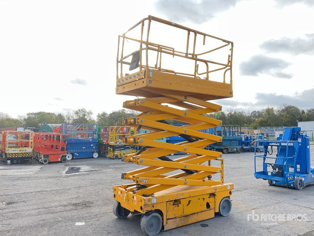 2014 Haulotte Compact 14 Electric Scissor Lift - Škarasta podizna platforma: slika  2014 Haulotte Compact 14 Electric Scissor Lift - Škarasta podizna platforma 2014 Haulotte Compact 14 Electric Scissor Lift - Škarasta podizna platforma: slika  2014 Haulotte Compact 14 Electric Scissor Lift - Škarasta podizna platforma
