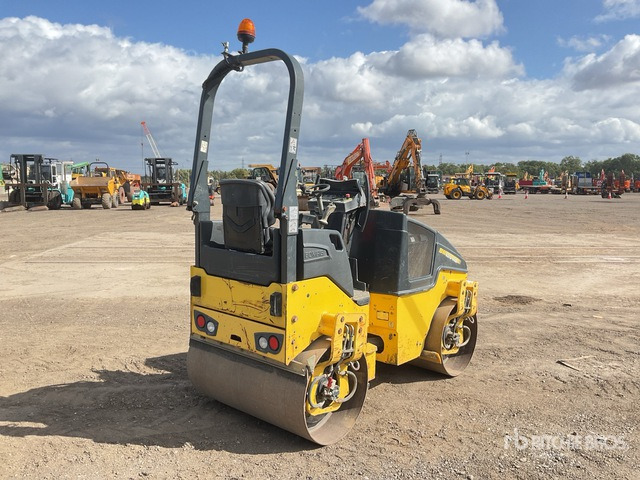 2015 Bomag BW120AD-5 Double Drum Roller - Cestovni valjak: slika 2015 Bomag BW120AD-5 Double Drum Roller - Cestovni valjak 2015 Bomag BW120AD-5 Double Drum Roller - Cestovni valjak: slika 2015 Bomag BW120AD-5 Double Drum Roller - Cestovni valjak