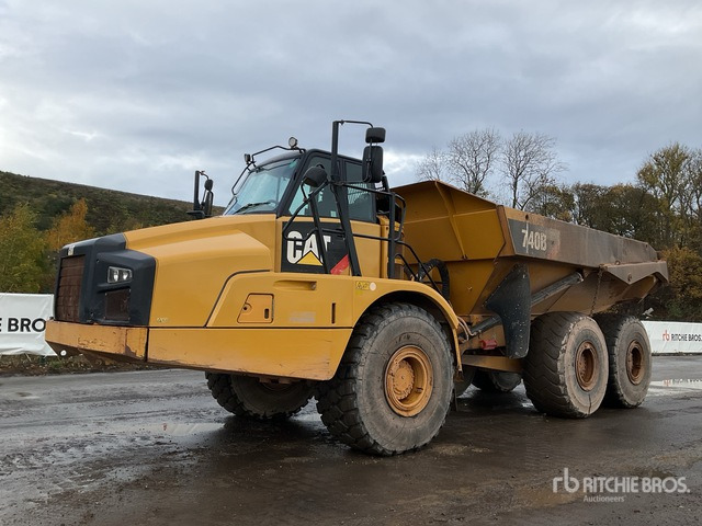 2015 Cat 740B Articulated Dump Truck - Zglobni istovarivač: slika 2015 Cat 740B Articulated Dump Truck - Zglobni istovarivač 2015 Cat 740B Articulated Dump Truck - Zglobni istovarivač: slika 2015 Cat 740B Articulated Dump Truck - Zglobni istovarivač