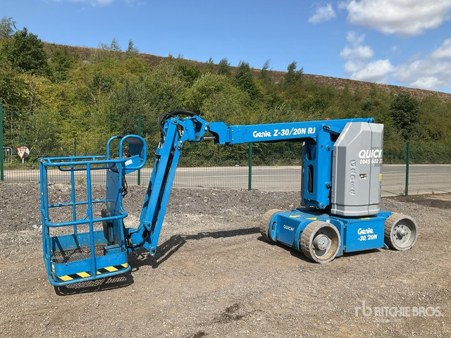 2015 Genie Z30/20N 2WD Electric Articulating Boom Lift - Zglobni krak: slika 2015 Genie Z30/20N 2WD Electric Articulating Boom Lift - Zglobni krak 2015 Genie Z30/20N 2WD Electric Articulating Boom Lift - Zglobni krak: slika 2015 Genie Z30/20N 2WD Electric Articulating Boom Lift - Zglobni krak