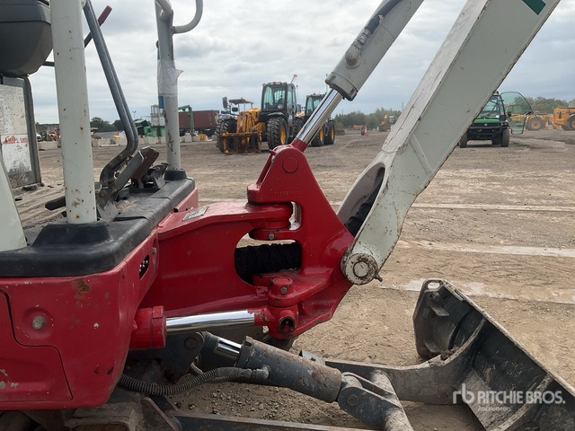 2016 Takeuchi TB216 Mini Excavator: <6.6t - Mini bager: slika 2016 Takeuchi TB216 Mini Excavator: <6.6t - Mini bager 2016 Takeuchi TB216 Mini Excavator: <6.6t - Mini bager: slika 2016 Takeuchi TB216 Mini Excavator: <6.6t - Mini bager