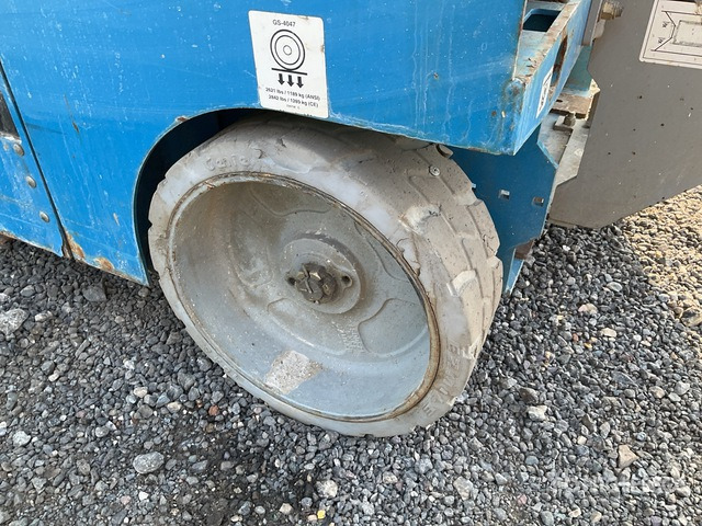 Škarasta podizna platforma 2017 Genie GS-4047 Electric Scissor Lift: slika Škarasta podizna platforma 2017 Genie GS-4047 Electric Scissor Lift Škarasta podizna platforma 2017 Genie GS-4047 Electric Scissor Lift: slika Škarasta podizna platforma 2017 Genie GS-4047 Electric Scissor Lift