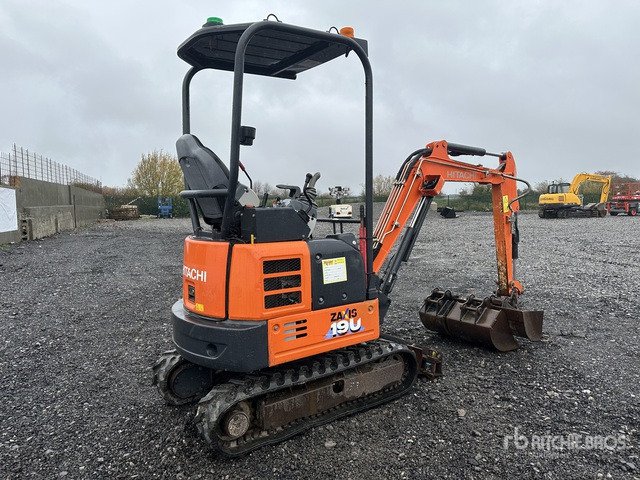 2020 Hitachi ZX19U-6 YR Mini Excavator: <6.6t - Mini bager: slika 2020 Hitachi ZX19U-6 YR Mini Excavator: <6.6t - Mini bager 2020 Hitachi ZX19U-6 YR Mini Excavator: <6.6t - Mini bager: slika 2020 Hitachi ZX19U-6 YR Mini Excavator: <6.6t - Mini bager