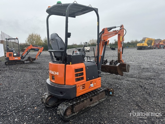 2020 Hitachi ZX19U-6 YR Mini Excavator: <6.6t - Mini bager: slika 2020 Hitachi ZX19U-6 YR Mini Excavator: <6.6t - Mini bager 2020 Hitachi ZX19U-6 YR Mini Excavator: <6.6t - Mini bager: slika 2020 Hitachi ZX19U-6 YR Mini Excavator: <6.6t - Mini bager
