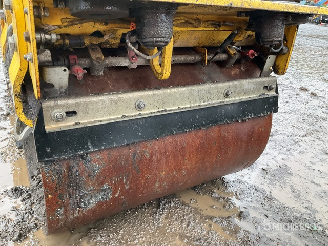 Bomag BW80AD Double Drum Roller - Cestovni valjak: slika Bomag BW80AD Double Drum Roller - Cestovni valjak Bomag BW80AD Double Drum Roller - Cestovni valjak: slika Bomag BW80AD Double Drum Roller - Cestovni valjak