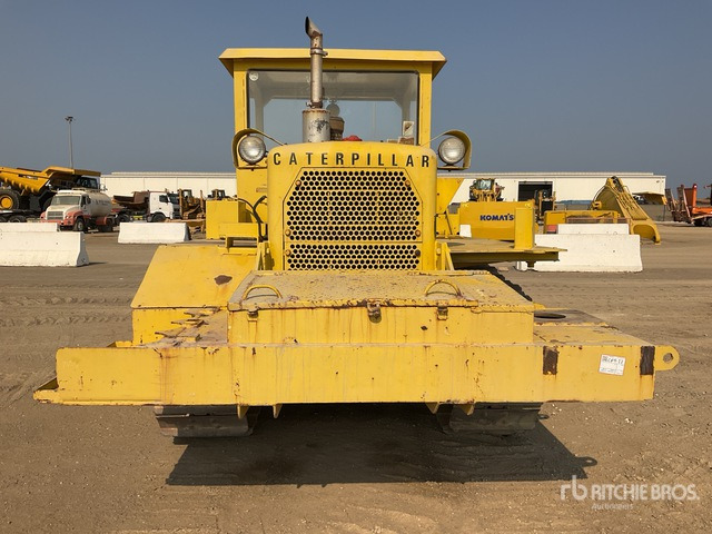 1968 Cat D6C - Buldožer: slika 1968 Cat D6C - Buldožer 1968 Cat D6C - Buldožer: slika 1968 Cat D6C - Buldožer