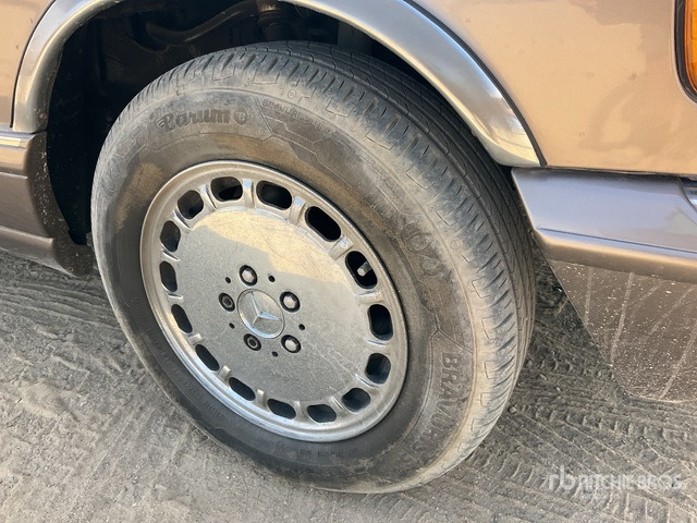 1988 Mercedes-Benz 560SEL Automobile - Automobil: slika 1988 Mercedes-Benz 560SEL Automobile - Automobil 1988 Mercedes-Benz 560SEL Automobile - Automobil: slika 1988 Mercedes-Benz 560SEL Automobile - Automobil