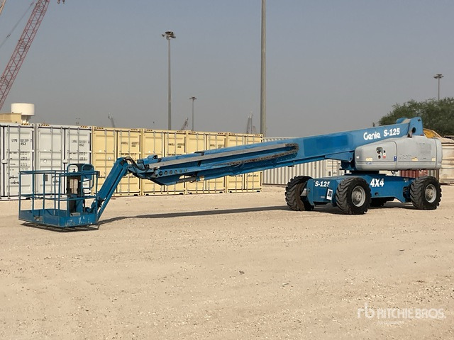2002 Genie S125 4WD Diesel Telescopic Boom Lift - Teleskopski krak: slika 2002 Genie S125 4WD Diesel Telescopic Boom Lift - Teleskopski krak 2002 Genie S125 4WD Diesel Telescopic Boom Lift - Teleskopski krak: slika 2002 Genie S125 4WD Diesel Telescopic Boom Lift - Teleskopski krak