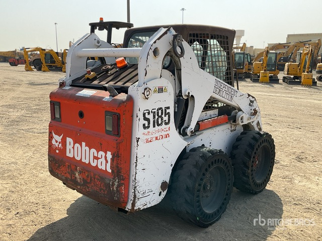 2004 Bobcat S185 - Mini utovarivač: slika 2004 Bobcat S185 - Mini utovarivač 2004 Bobcat S185 - Mini utovarivač: slika 2004 Bobcat S185 - Mini utovarivač