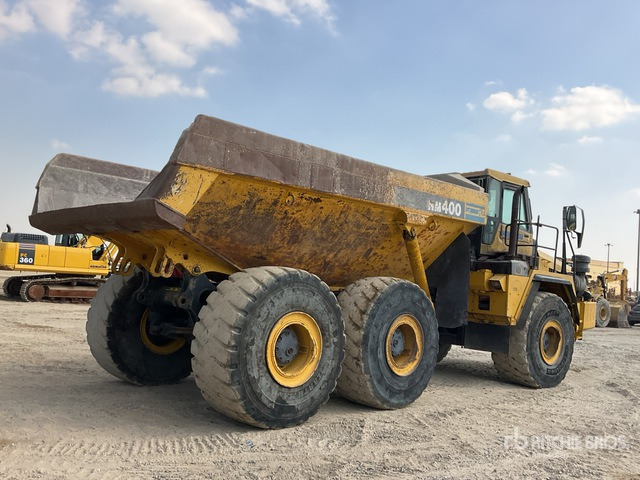 2005 Komatsu HM400-1 Articulated Dump Truck - Zglobni istovarivač: slika 2005 Komatsu HM400-1 Articulated Dump Truck - Zglobni istovarivač 2005 Komatsu HM400-1 Articulated Dump Truck - Zglobni istovarivač: slika 2005 Komatsu HM400-1 Articulated Dump Truck - Zglobni istovarivač