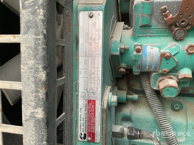 2007 Cummins C110D54 110 kVA Skid-Mounted Generator Set - Generatorski set: slika 2007 Cummins C110D54 110 kVA Skid-Mounted Generator Set - Generatorski set 2007 Cummins C110D54 110 kVA Skid-Mounted Generator Set - Generatorski set: slika 2007 Cummins C110D54 110 kVA Skid-Mounted Generator Set - Generatorski set