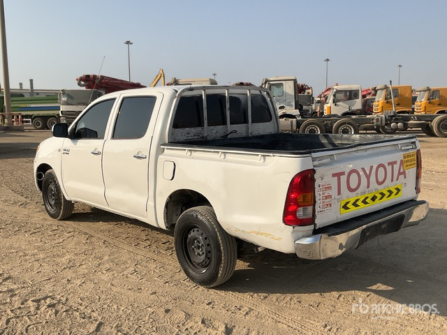 2008 Toyota Hilux 4x2 Crew Cab Pickup - Pick-up: slika 2008 Toyota Hilux 4x2 Crew Cab Pickup - Pick-up 2008 Toyota Hilux 4x2 Crew Cab Pickup - Pick-up: slika 2008 Toyota Hilux 4x2 Crew Cab Pickup - Pick-up