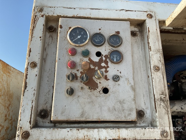 2009 Schwing BP4000 HDR Portable Concrete Pump - Stacionarna pumpa za beton: slika 2009 Schwing BP4000 HDR Portable Concrete Pump - Stacionarna pumpa za beton 2009 Schwing BP4000 HDR Portable Concrete Pump - Stacionarna pumpa za beton: slika 2009 Schwing BP4000 HDR Portable Concrete Pump - Stacionarna pumpa za beton