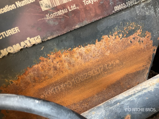 2011 Komatsu HM400-2R Articulated Dump Truck - Zglobni istovarivač: slika 2011 Komatsu HM400-2R Articulated Dump Truck - Zglobni istovarivač 2011 Komatsu HM400-2R Articulated Dump Truck - Zglobni istovarivač: slika 2011 Komatsu HM400-2R Articulated Dump Truck - Zglobni istovarivač