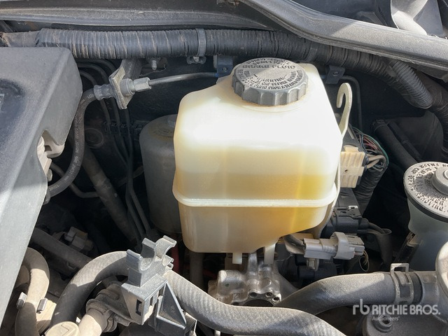 2012 Toyota Land Cruiser GX 200L 4x4 SUV - SUV: slika 2012 Toyota Land Cruiser GX 200L 4x4 SUV - SUV 2012 Toyota Land Cruiser GX 200L 4x4 SUV - SUV: slika 2012 Toyota Land Cruiser GX 200L 4x4 SUV - SUV