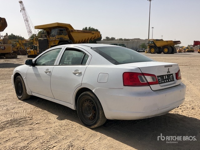 2013 Mitsubishi Galant Automobile - Automobil: slika 2013 Mitsubishi Galant Automobile - Automobil 2013 Mitsubishi Galant Automobile - Automobil: slika 2013 Mitsubishi Galant Automobile - Automobil