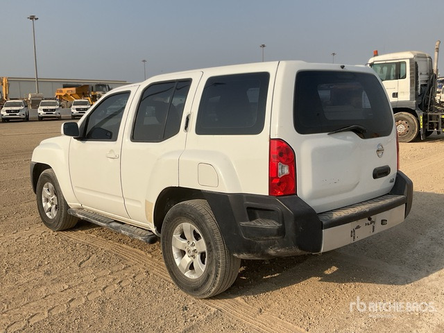 2013 Nissan Xterra 4x4 SUV - SUV: slika 2013 Nissan Xterra 4x4 SUV - SUV 2013 Nissan Xterra 4x4 SUV - SUV: slika 2013 Nissan Xterra 4x4 SUV - SUV
