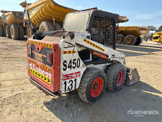 2014 Bobcat S450 Skid Steer Loader - Mini utovarivač: slika 2014 Bobcat S450 Skid Steer Loader - Mini utovarivač 2014 Bobcat S450 Skid Steer Loader - Mini utovarivač: slika 2014 Bobcat S450 Skid Steer Loader - Mini utovarivač
