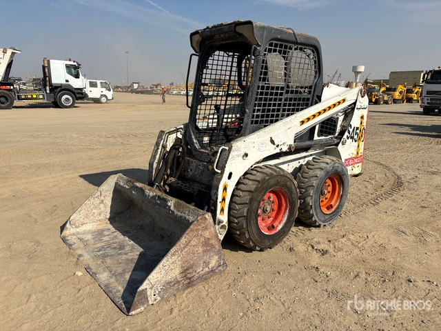 2014 Bobcat S450 Skid Steer Loader - Mini utovarivač: slika 2014 Bobcat S450 Skid Steer Loader - Mini utovarivač 2014 Bobcat S450 Skid Steer Loader - Mini utovarivač: slika 2014 Bobcat S450 Skid Steer Loader - Mini utovarivač